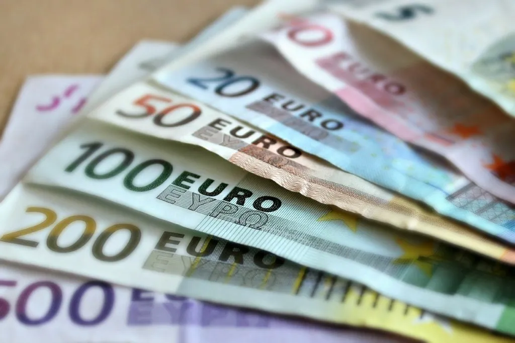 Backgammon um echtes Geld spielen